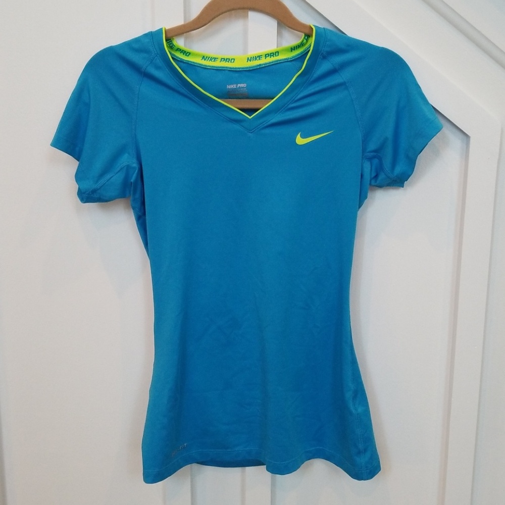 Nike Tee